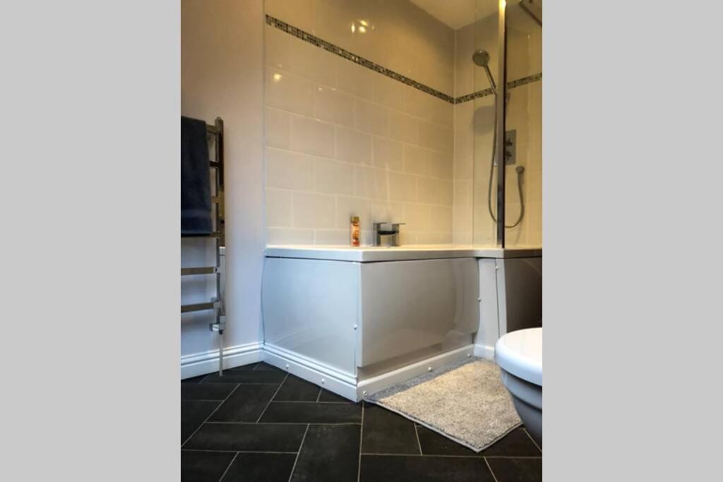 Struan Coach House In Gated Residence Stirling Extérieur photo